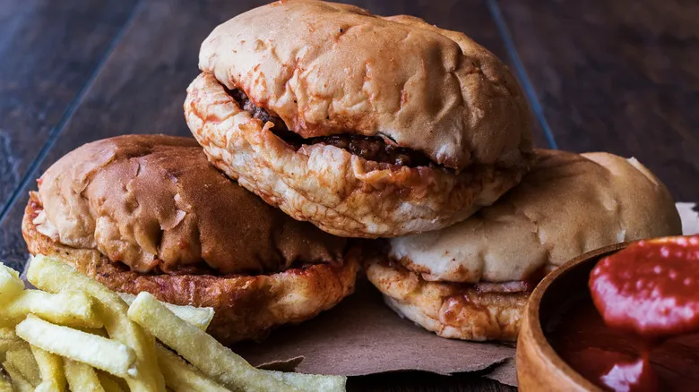 Islak Burger (Wet Burger)