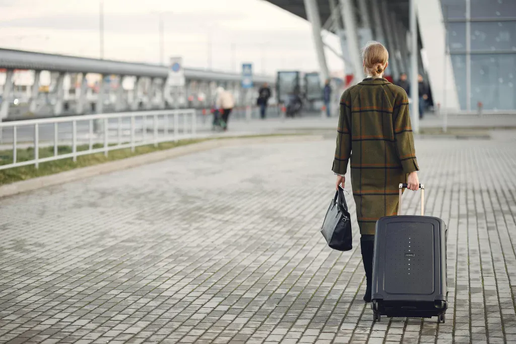 Why Business Travelers Prefer Private Transportation in Miami