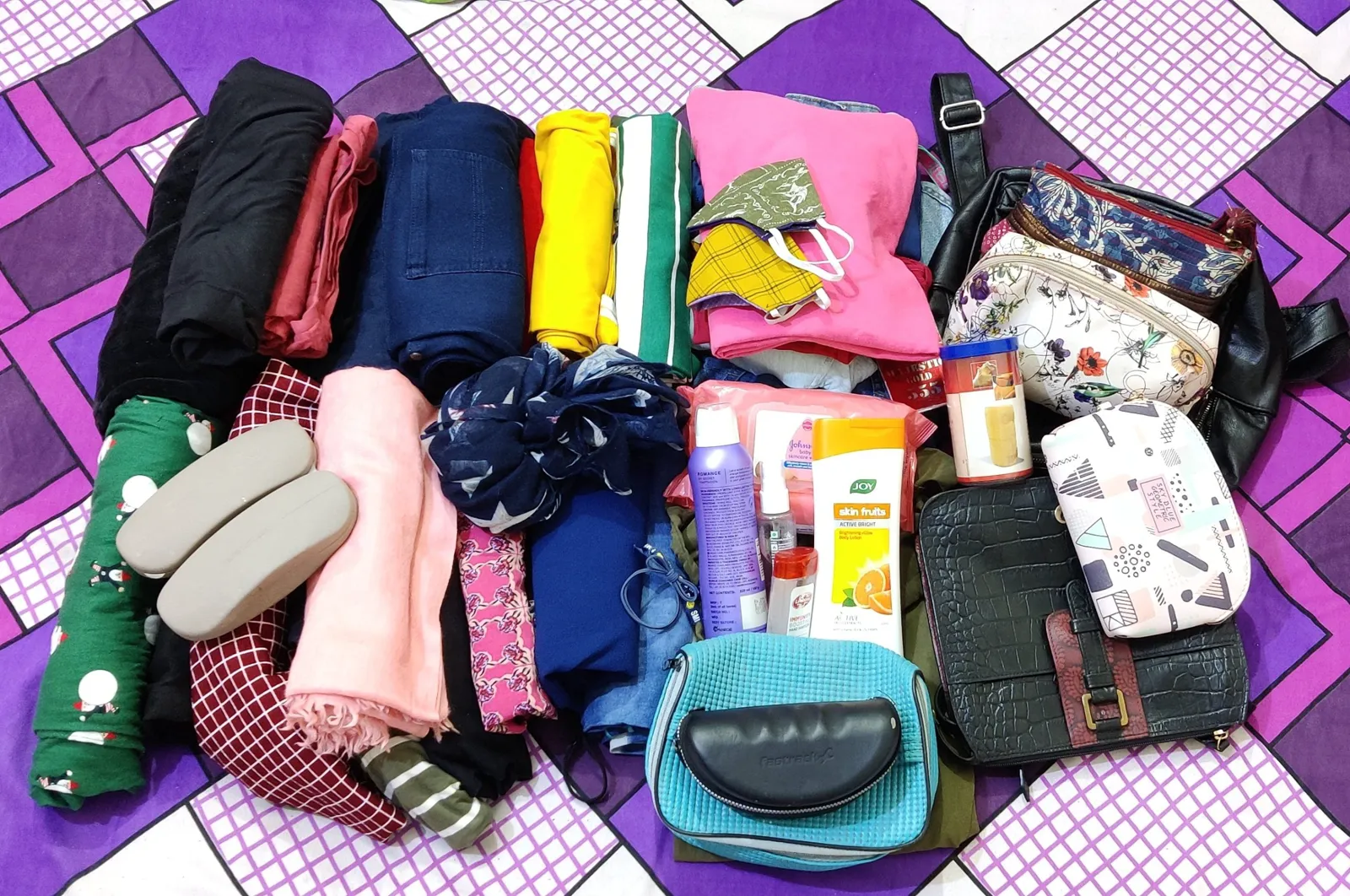 Make sure to have a travel checklist before departure