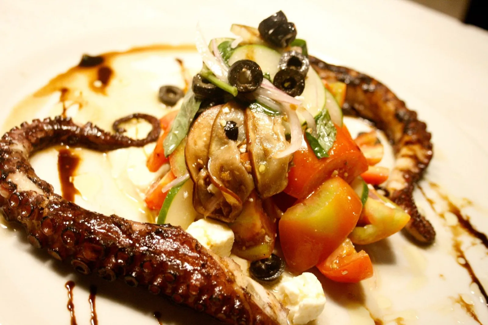 Noah Restaurant and Lounge