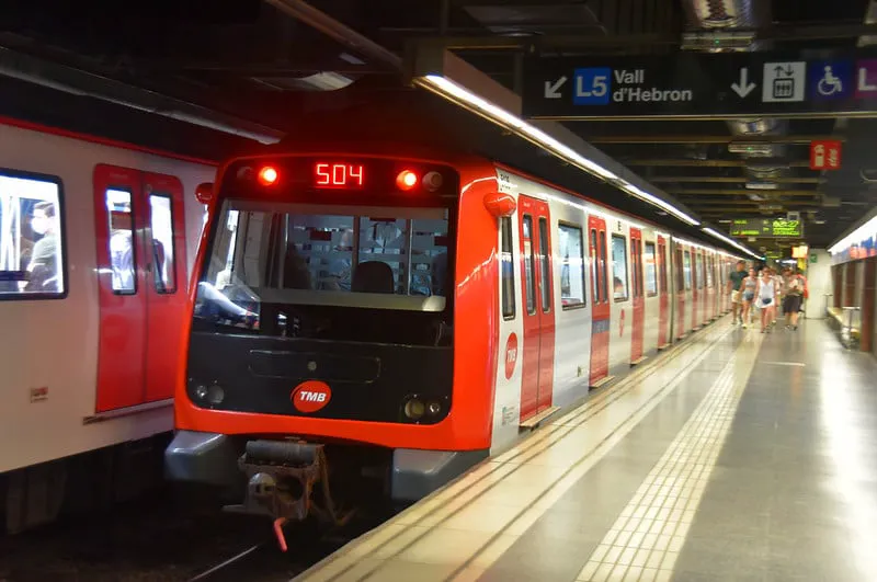 The Metro (Line L9 Sud)