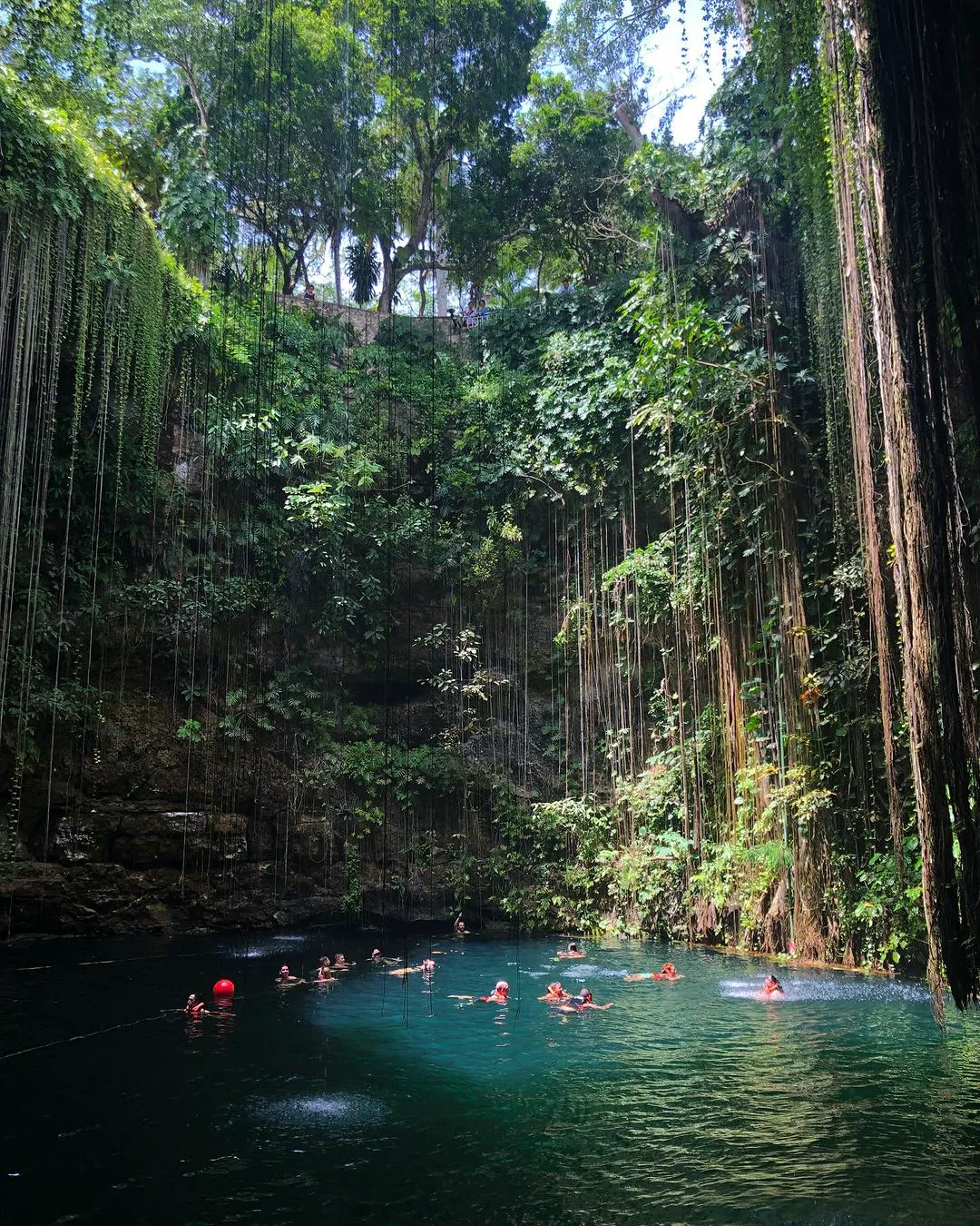 Cenote Ik-Kil 