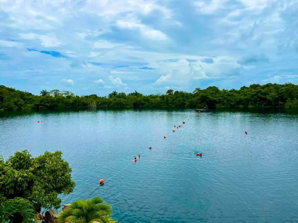 Cenote Azul