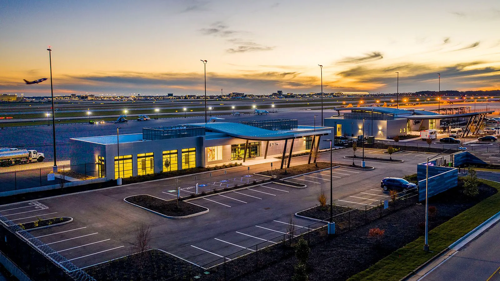 Atlanta Private Luxury Terminal PS