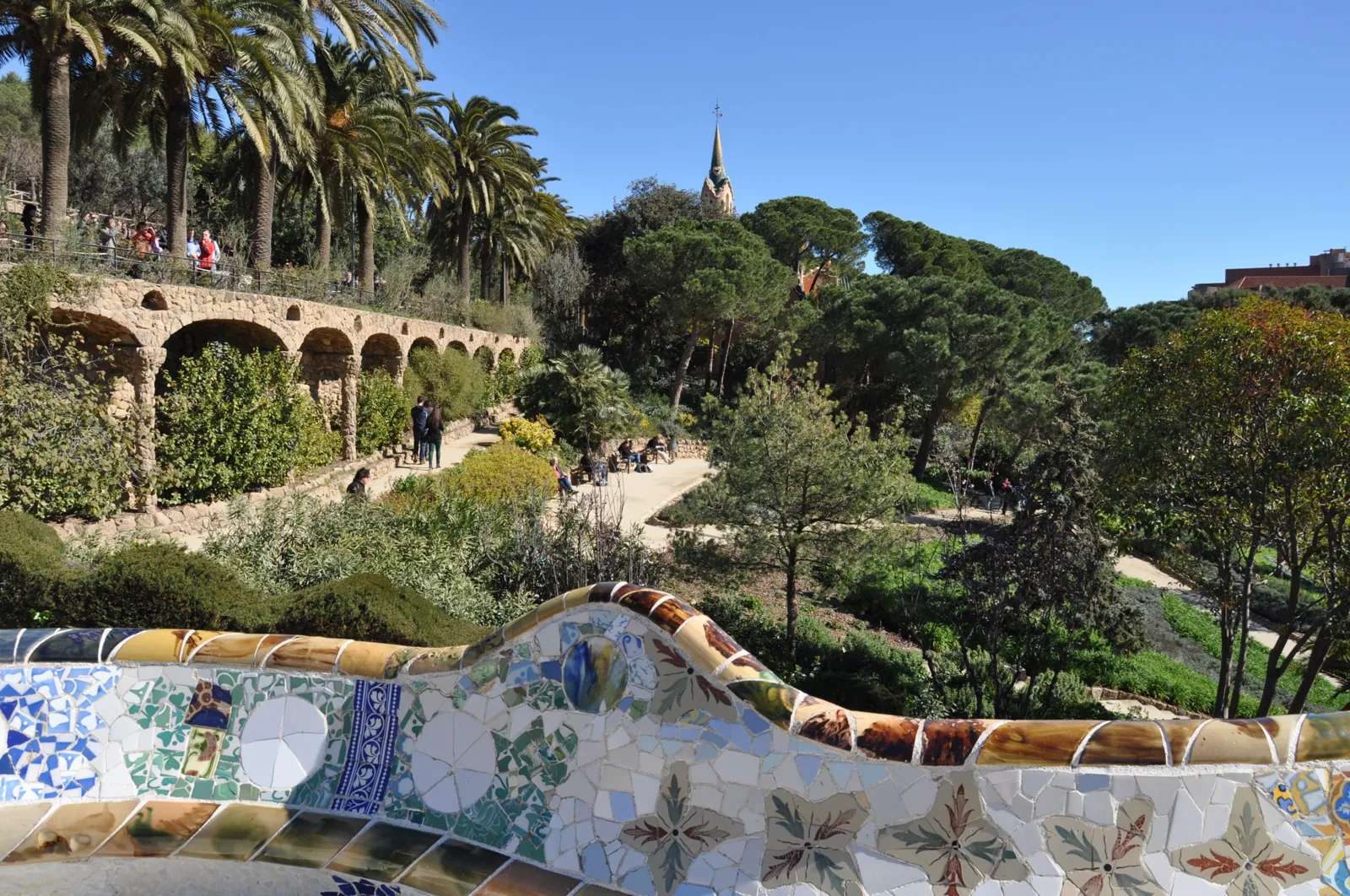 Info about Barcelona, and why is it a great idea to visit it.