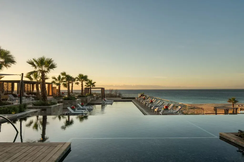 Los Cabos Travel Guide 2025: Everything you need to know before you go.