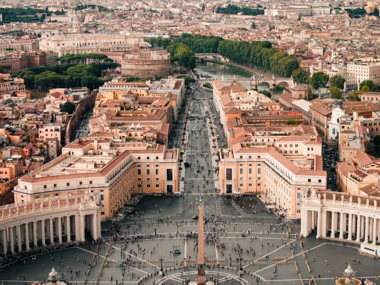 Eternal Rome: Discover the City That Never Stops Amazing