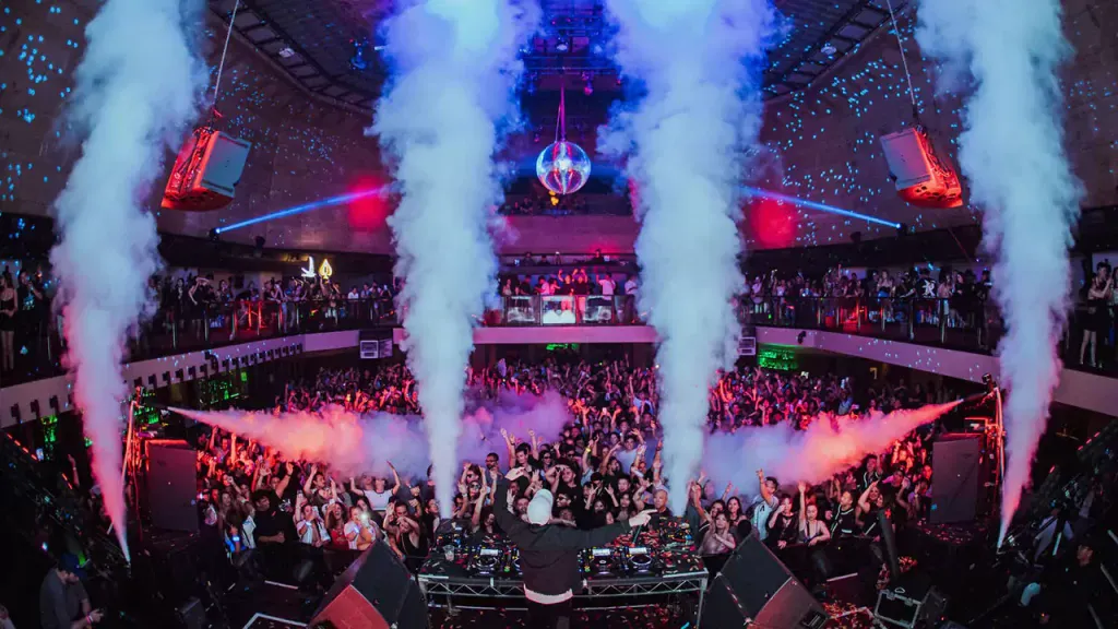 Clubs in Downtown LA (DTLA)