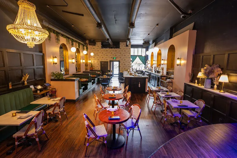 Almost Famous, Indianapolis