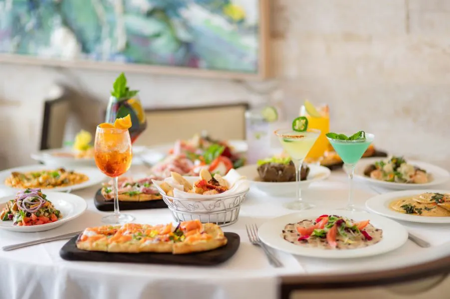 A visit to Palm Beach would not feel complete without spending some time around Worth Avenue